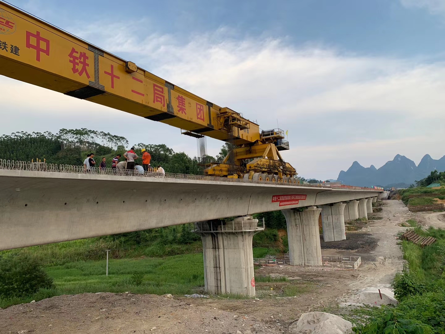 张家港预应力加固在公路桥梁施工应用